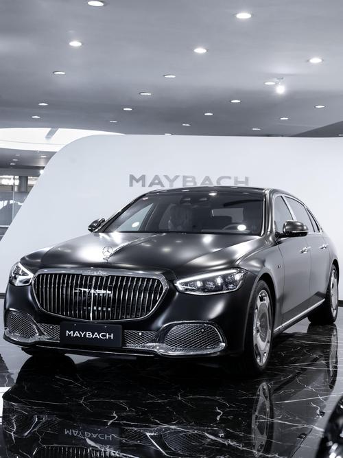 深圳318岚图汽车的售后服务让用户无忧出行，迈巴赫未来的豪华车趋势